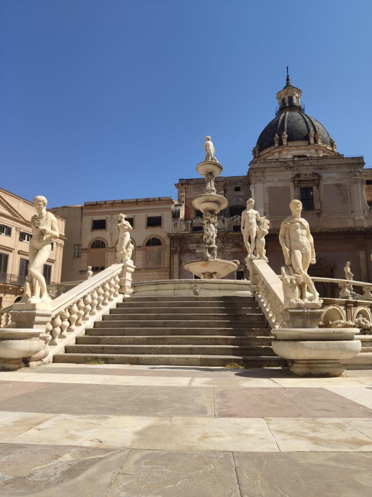 Piccola Suite E Dimora Del Teatro Massimo Palermo Exterior foto