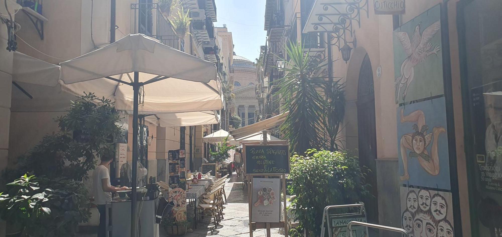 Piccola Suite E Dimora Del Teatro Massimo Palermo Exterior foto